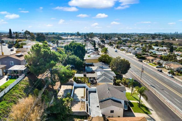 2151 54th, San Diego, CA 92105