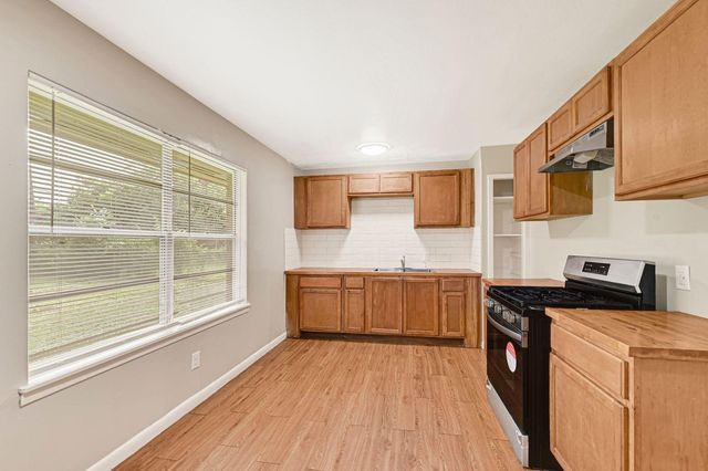 4319 Howcher Street, Houston, TX 77047