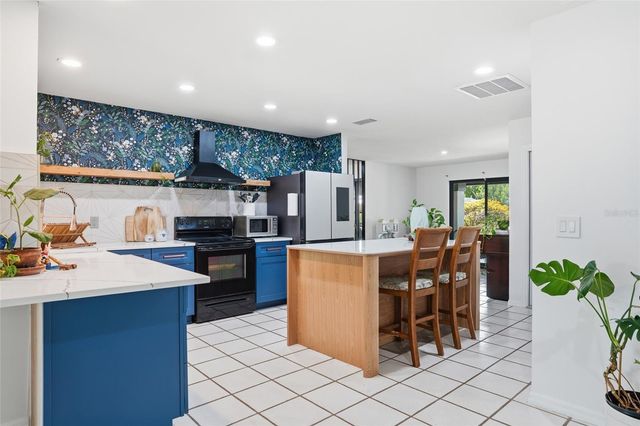 5837 TALLOWOOD CIRCLE, Fort Myers, FL 33919