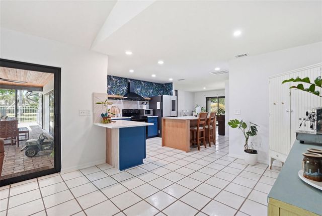5837 TALLOWOOD CIRCLE, Fort Myers, FL 33919