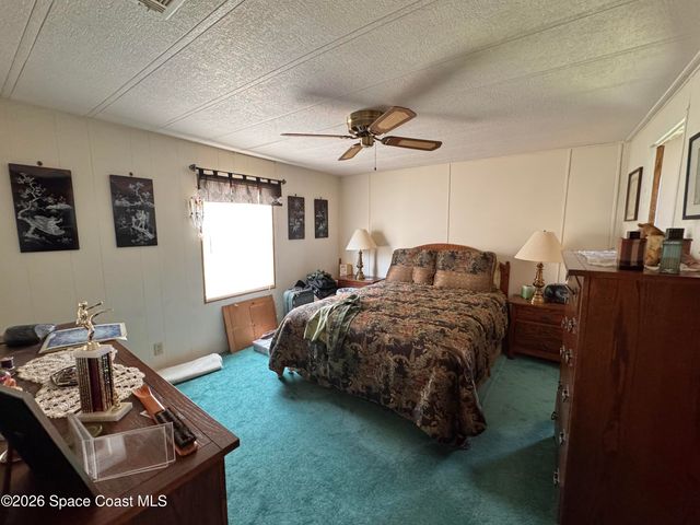 1819 Mango Street NE, Palm Bay, FL 32905
