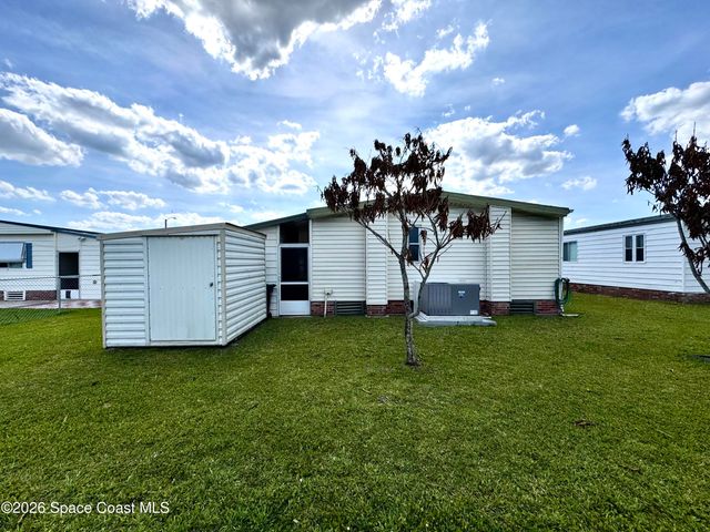 1819 Mango Street NE, Palm Bay, FL 32905