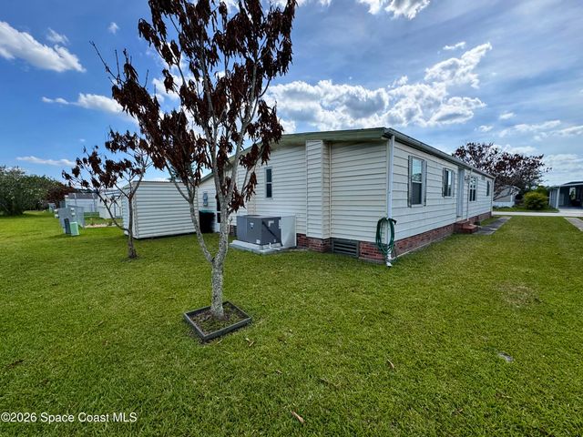 1819 Mango Street NE, Palm Bay, FL 32905