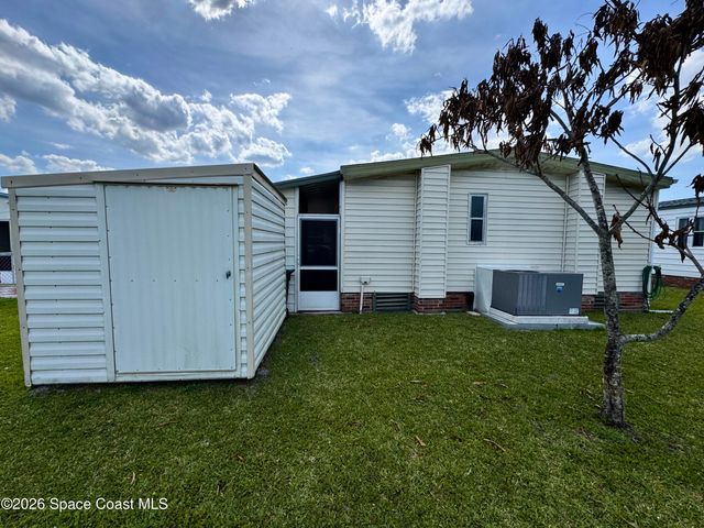 1819 Mango Street NE, Palm Bay, FL 32905