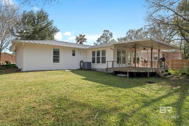 455 Herron Villa Lane, Pensacola, FL 32506