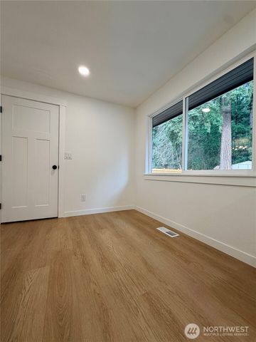 8401 112th Street SW, Lakewood, WA 98498