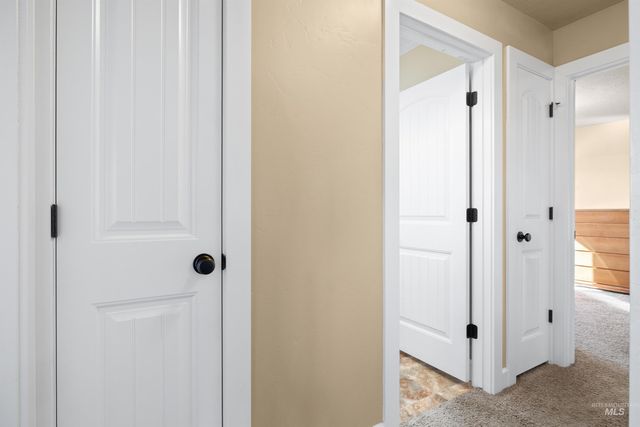 3815 N 2456 E, Filer, ID 83328