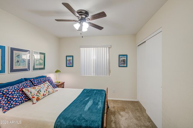 913 E WAHALLA Lane, Phoenix, AZ 85024