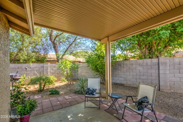 913 E WAHALLA Lane, Phoenix, AZ 85024