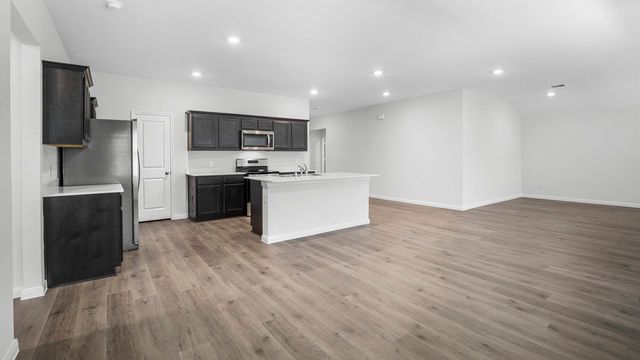 1921 Reveille Way, Terrell, TX 75160