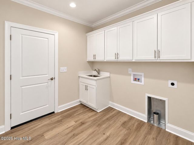 488 Longleaf Drive, West End, NC 27376