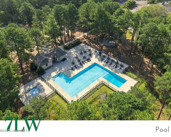 488 Longleaf Drive, West End, NC 27376