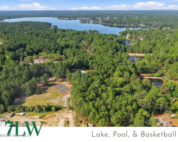488 Longleaf Drive, West End, NC 27376