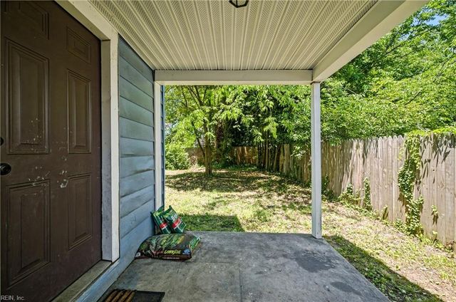 819 19th Pl, Newport News, VA 23607
