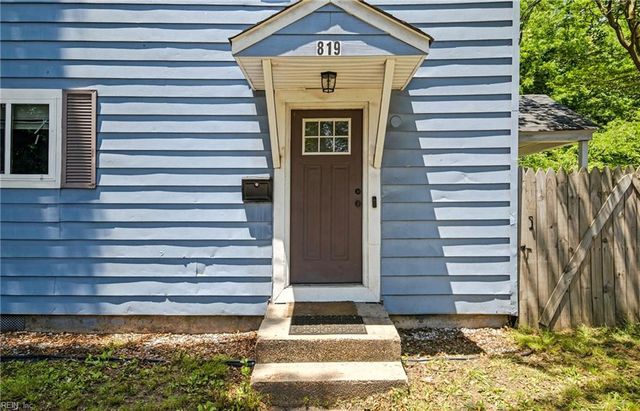 819 19th Pl, Newport News, VA 23607