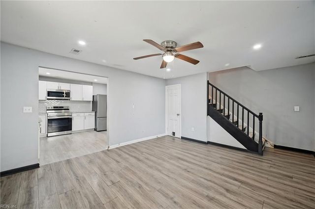 819 19th Pl, Newport News, VA 23607
