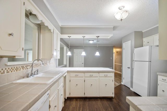 5710 Oakbrook Road, Alexander, AR 72002