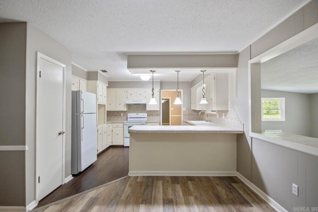 5710 Oakbrook Road, Alexander, AR 72002