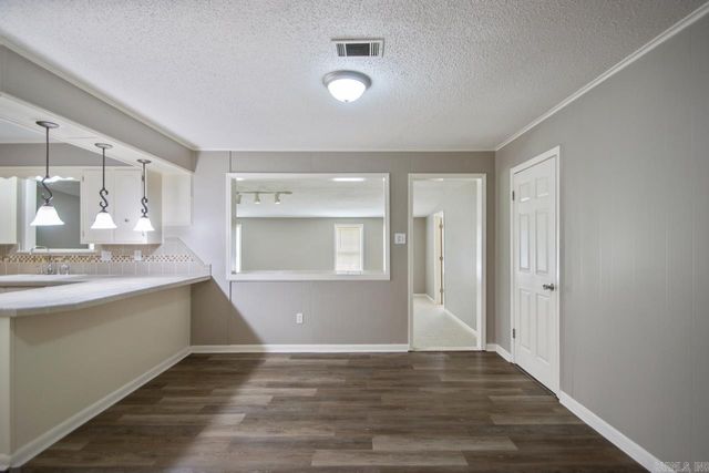 5710 Oakbrook Road, Alexander, AR 72002