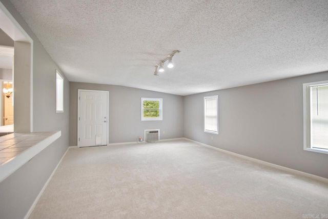 5710 Oakbrook Road, Alexander, AR 72002