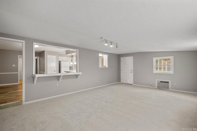 5710 Oakbrook Road, Alexander, AR 72002