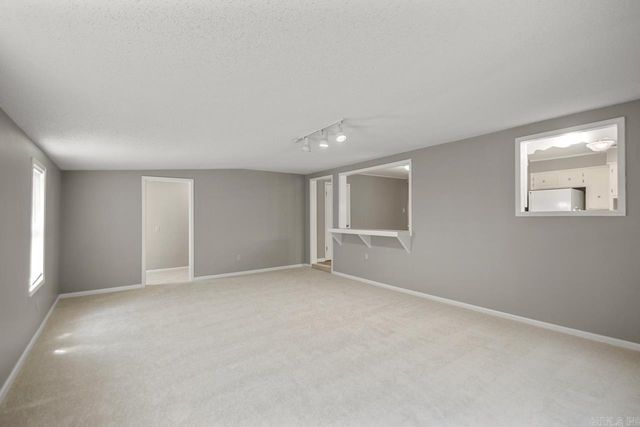 5710 Oakbrook Road, Alexander, AR 72002