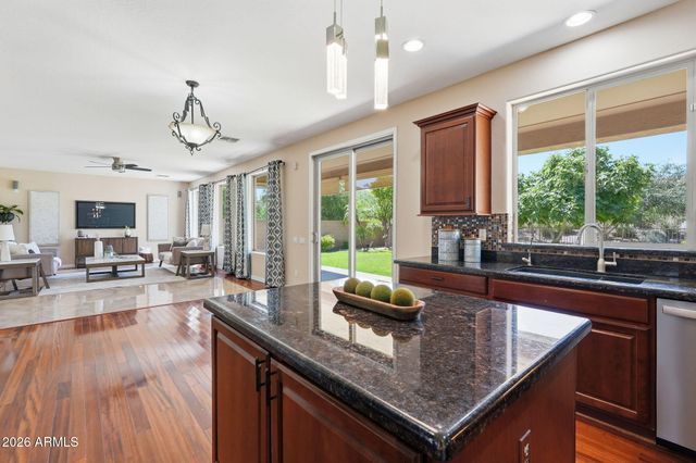 5126 W SWAYBACK Pass, Phoenix, AZ 85083