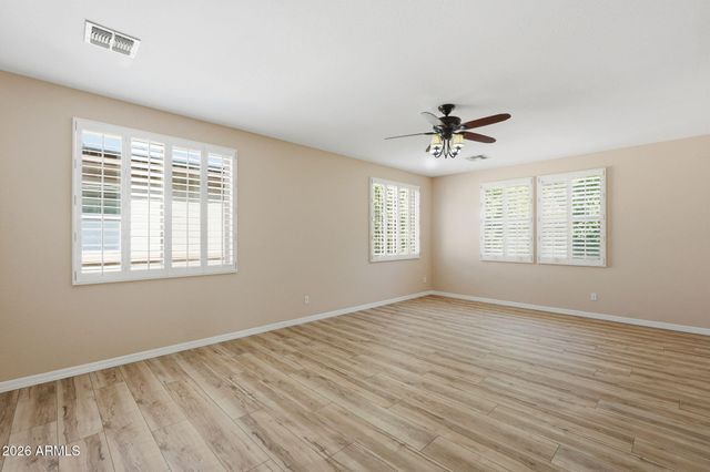 5126 W SWAYBACK Pass, Phoenix, AZ 85083