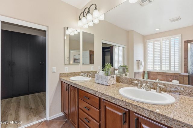 5126 W SWAYBACK Pass, Phoenix, AZ 85083