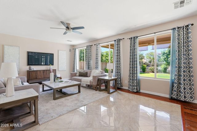 5126 W SWAYBACK Pass, Phoenix, AZ 85083