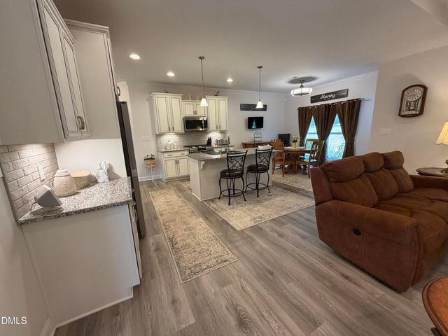 1982 Wheeler Bridge Road, Burlington, NC 27215