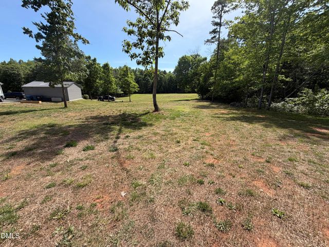 1982 Wheeler Bridge Road, Burlington, NC 27215