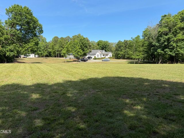 1982 Wheeler Bridge Road, Burlington, NC 27215