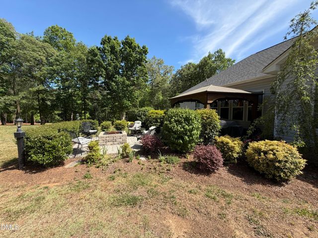 1982 Wheeler Bridge Road, Burlington, NC 27215