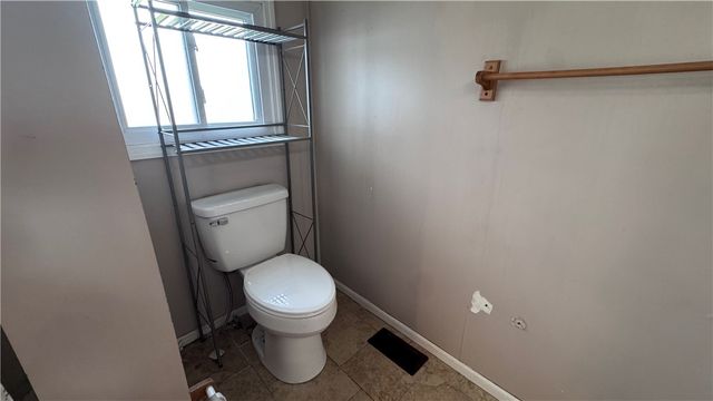 831 S Market Street, Troy, OH 45373