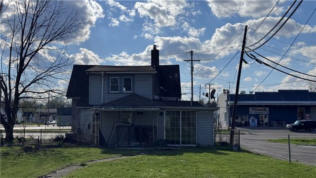 831 S Market Street, Troy, OH 45373