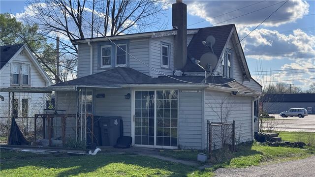 831 S Market Street, Troy, OH 45373
