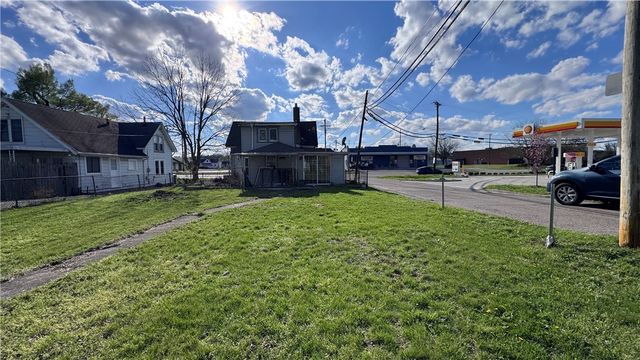 831 S Market Street, Troy, OH 45373