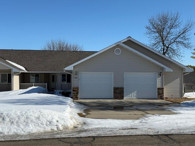 1840 Bridgeview Boulevard, Detroit Lakes, MN 56501