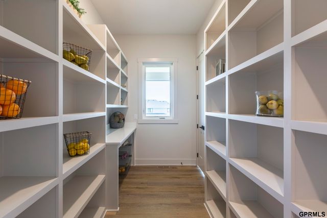 4515 S 203 Avenue, Elkhorn, NE 68135