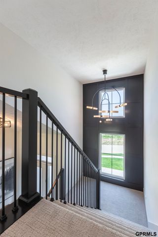 4515 S 203 Avenue, Elkhorn, NE 68135