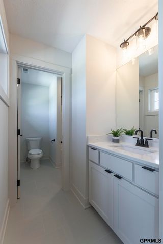 4515 S 203 Avenue, Elkhorn, NE 68135