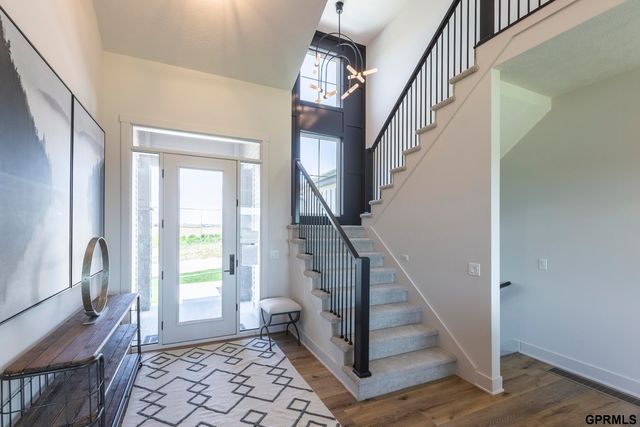 4515 S 203 Avenue, Elkhorn, NE 68135