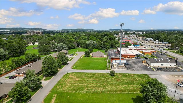 Plaza Place & Whitaker Street, Springdale, AR 72764