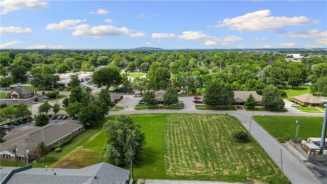 Plaza Place & Whitaker Street, Springdale, AR 72764