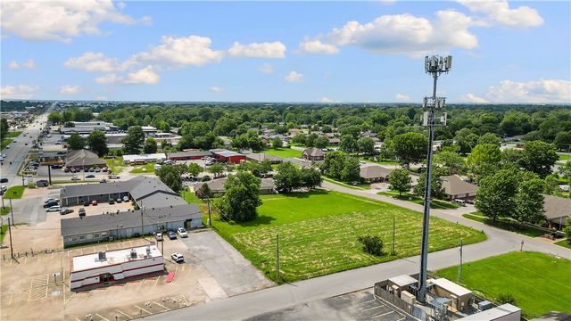 Plaza Place & Whitaker Street, Springdale, AR 72764