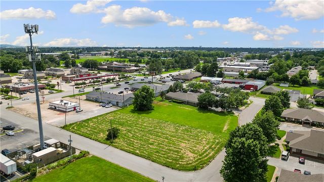 Plaza Place & Whitaker Street, Springdale, AR 72764