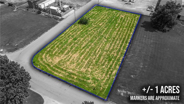 Plaza Place & Whitaker Street, Springdale, AR 72764