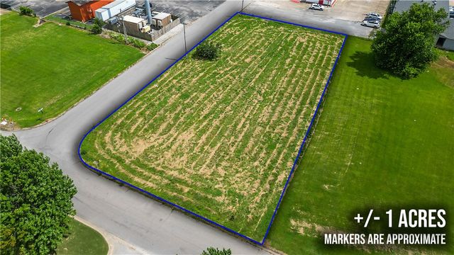 Plaza Place & Whitaker Street, Springdale, AR 72764