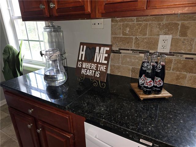 6733 Jojanne Lane, Lithonia, GA 30038